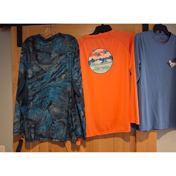 Lot of 4 Fishing Shirts Size S M & XL Realtree Salt Life Long Sleeve Graphics - Picture 3 of 16